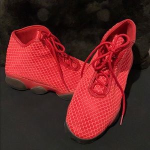 Jordan Horizon tennis shoes